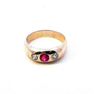 Starožitný zlatý prsten s diamanty a rubínem, vel. 61