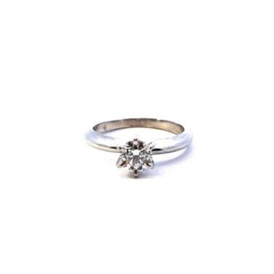 Platinový prsten s diamantem, vel. 48,5