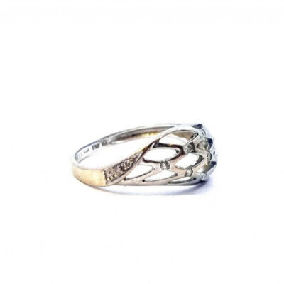 Zlatý prsten s diamanty, vel. 56