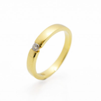 Zlatý prsten s diamantem, vel. 55